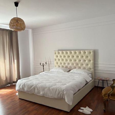 Hidden Gem Apartment In The Center Of The City Brașov Exterior foto
